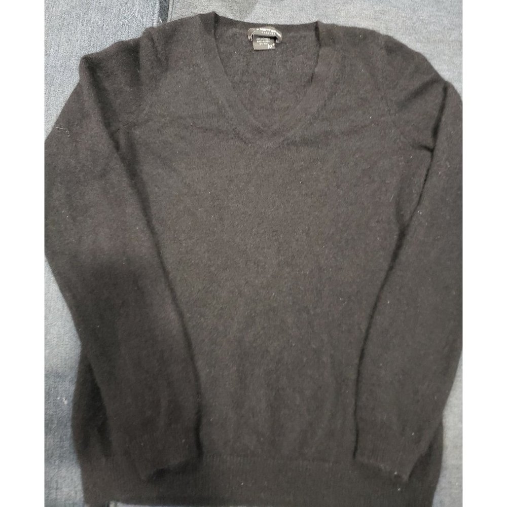 Women's cashmere sweater C by Bloomingdale's